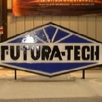 Enseigne Futura — Enseigne en polystyrène expansé résiné pour extérieur - FUTURA-TECH - Longueur 4 m.
