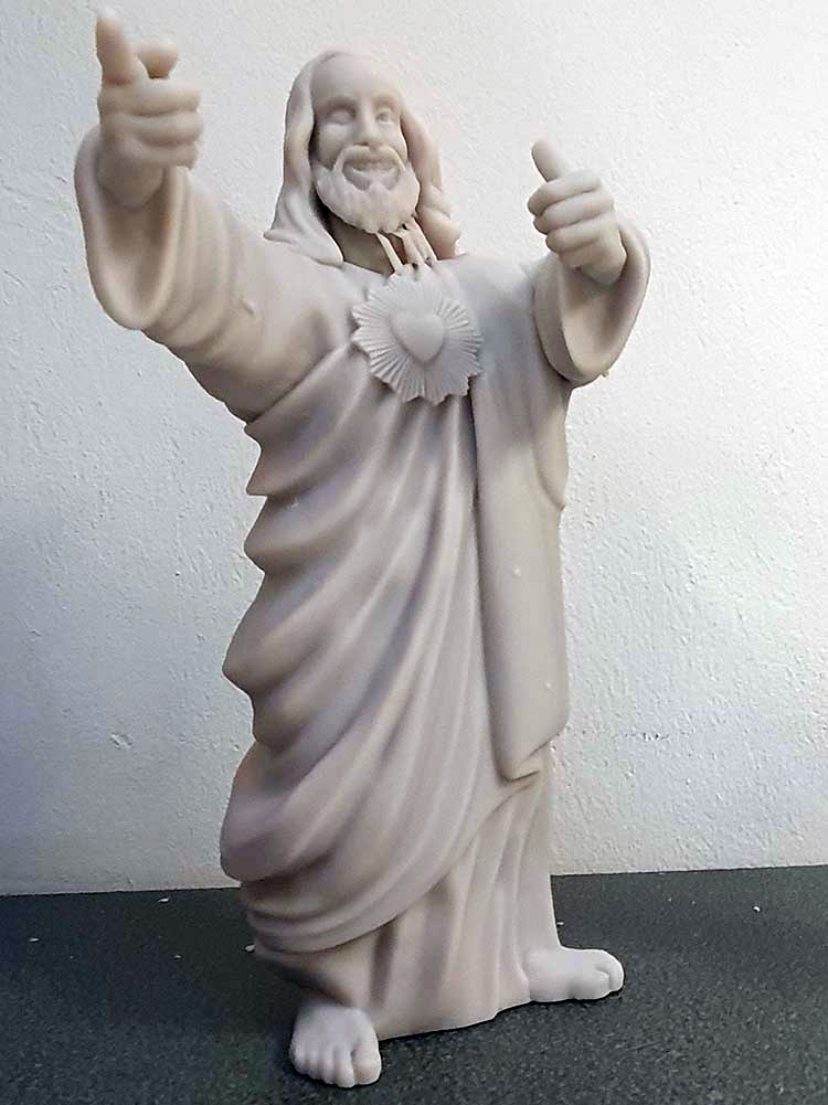 Figurine de 15 cm de haut.